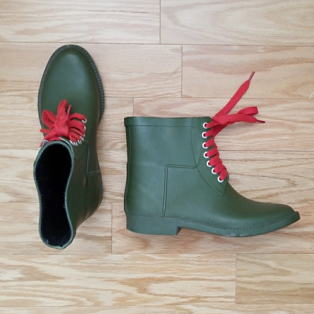 Rainboots